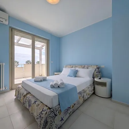 -vista Mare- Wifi Ac Terrazza E 6 Posti