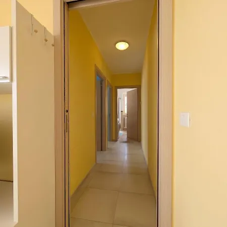Διαμέρισμα -vista Mare- Wifi Ac Terrazza E 6 Posti